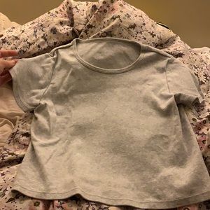 Cropped grey top